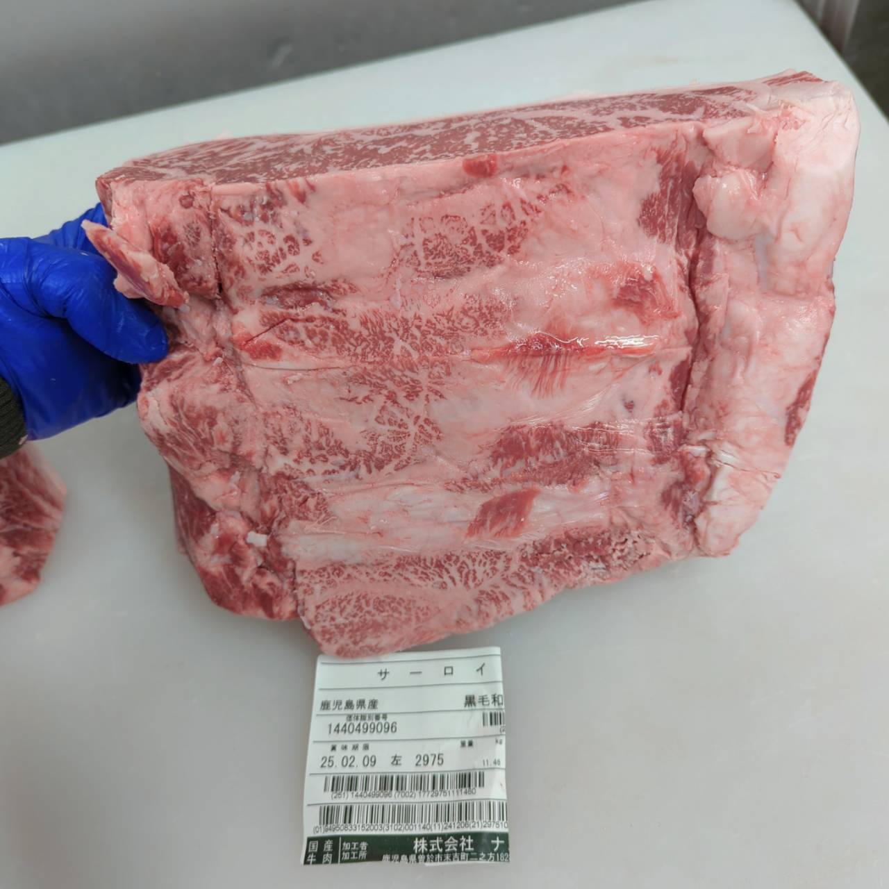 【写真現物】●冷凍　黒毛和牛サーロイン 　鹿児島県産　2975左 3.0kg 単価¥6800/kg （税込）