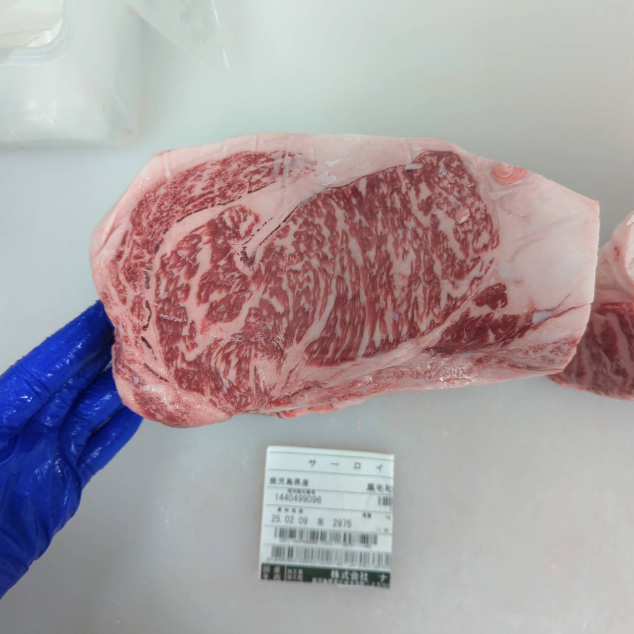 【写真現物】●冷凍　黒毛和牛サーロイン 　鹿児島県産　2975左 2.6kg 単価¥7000/kg （税込）