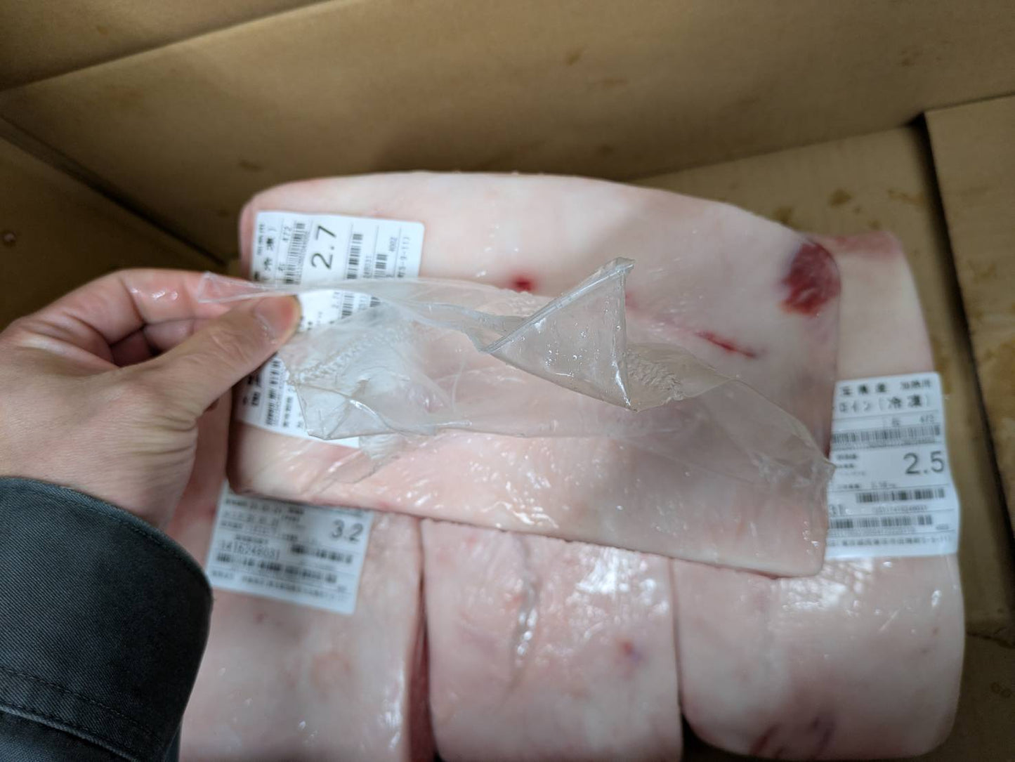 冷凍 交雑 サーロイン 埼玉県産 五穀牛 472右 2.7kg 単価\7000/kg 賞味期限2028年05月24日