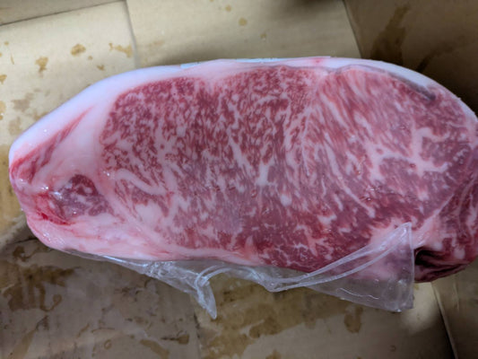 【写真現物】冷凍 交雑 サーロイン（中側）  472右 2.5kg 　単価7,000/kg（税込）