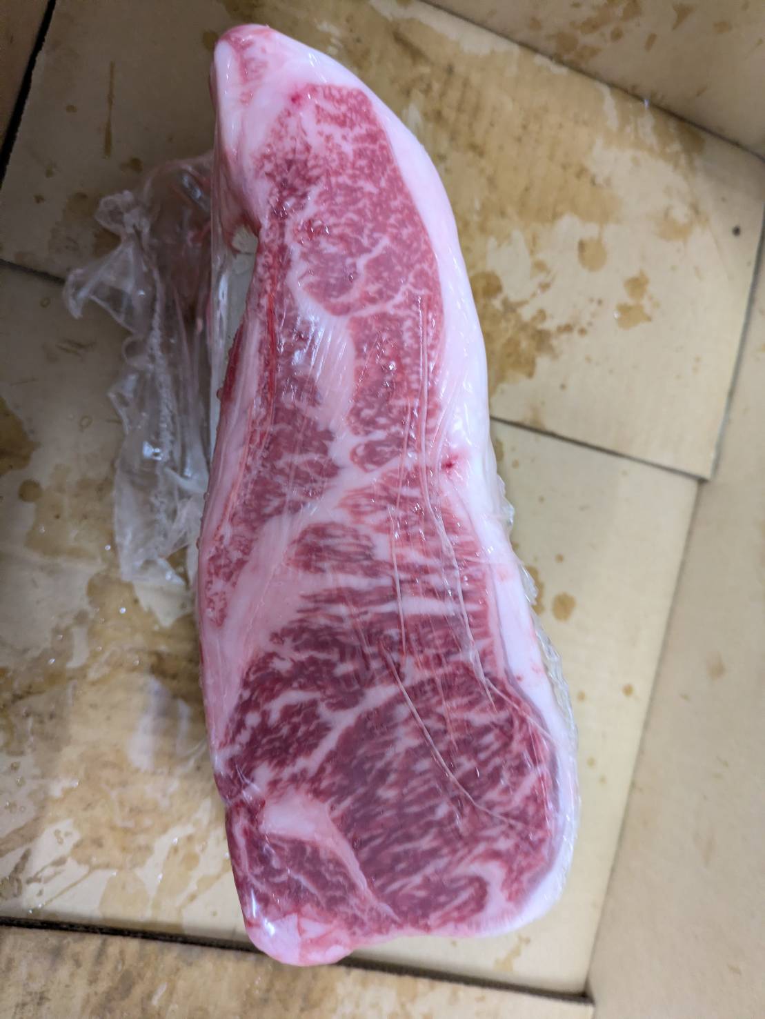 冷凍 交雑 サーロイン 埼玉県産 五穀牛 472右 3.2kg 単価\5900/kg 賞味期限2028年05月24日
