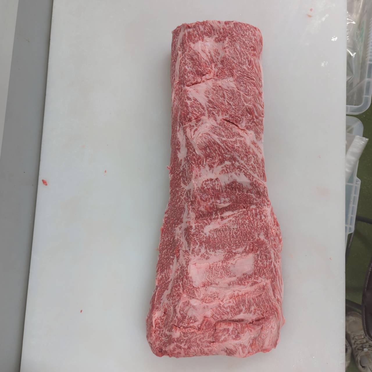 【新商品】冷凍 交雑 サーロイン（芯） 8.0kg　埼玉県産 　472左　 単価13,000/kg（税込） 賞味期限2028年05月24日