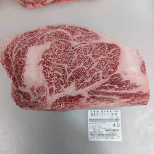 【スポット】●冷凍　国産交雑牛リブロース カブリ無し　4.0kg　625右　単価¥6000/kg 賞味期限2028年4月