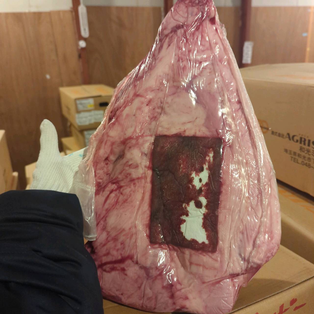 【写真現物】冷蔵 　国産交雑牛イチボ　 125左 5.9kg 　単価3,900/kg（税込）