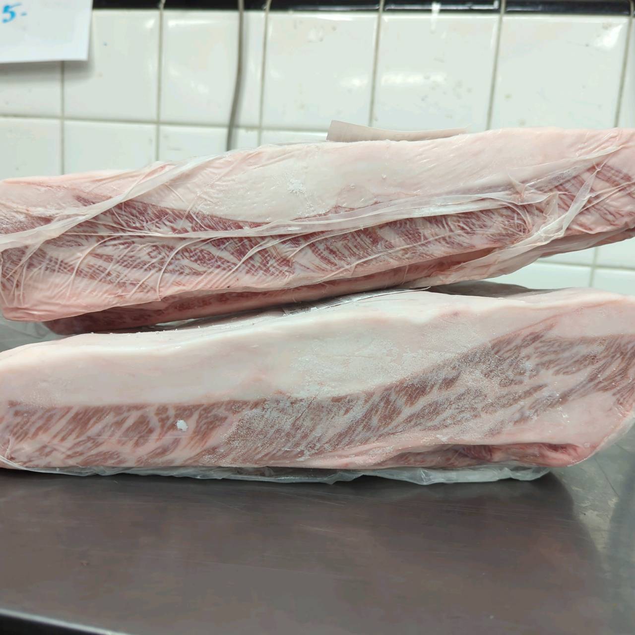 【訳あり】黒毛和牛　三角バラ　冷凍　単価3,580円/kg（税込）　5等級