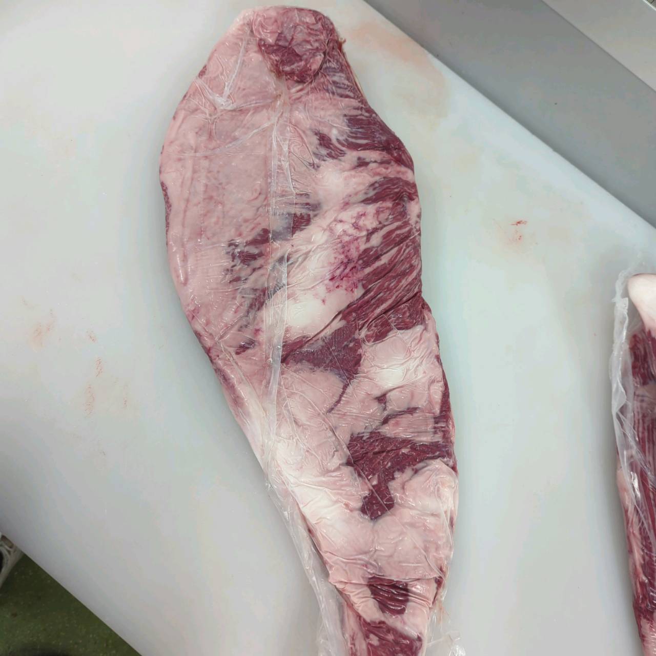 【写真現物】冷蔵 　国産交雑牛カイノミ　 枝番（705左）3.2kg 　単価6,800/kg（税込）