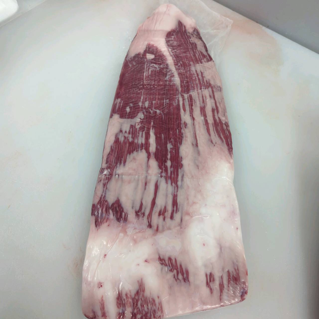 【写真現物】冷蔵 　国産交雑牛ササミ（フランク）　 枝番（705左）2.0kg 　単価5,700/kg（税込）