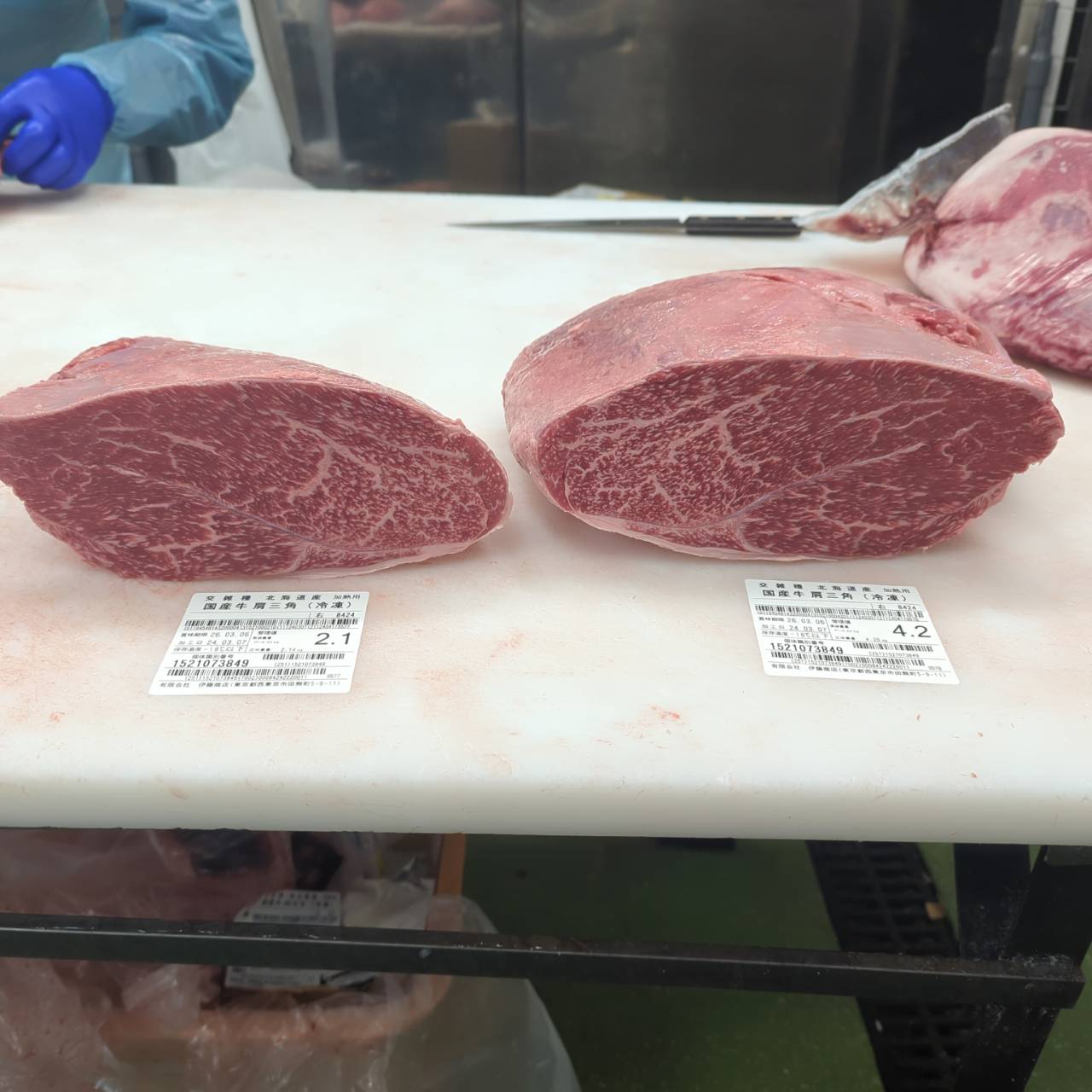 ★★冷凍 交雑牛肩三角 北海道産8424右 6.3kg 単価¥3800/kg 賞味期限2026/03/06