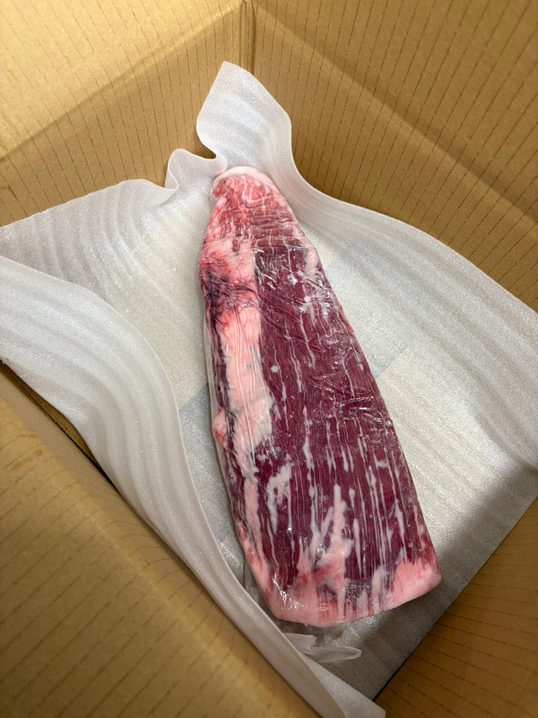 【プロのBBQ！ちょうどいい塊肉】冷凍 　トモバラブロック