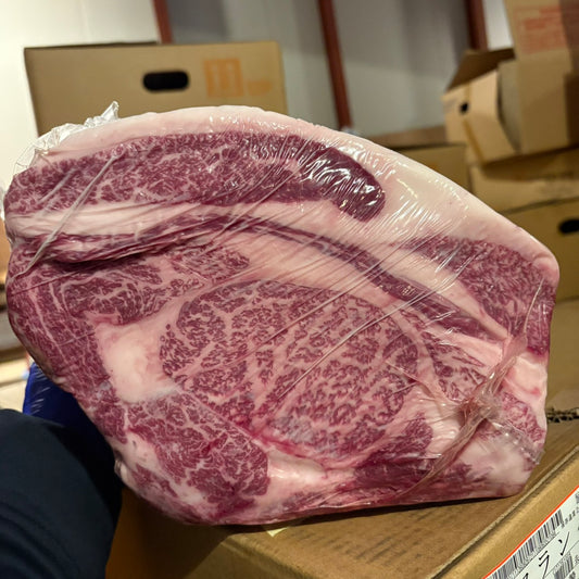 【写真現物】冷蔵 　国産交雑牛 リブロース　5650左　6.2kg 　単価5,200/kg（税込）