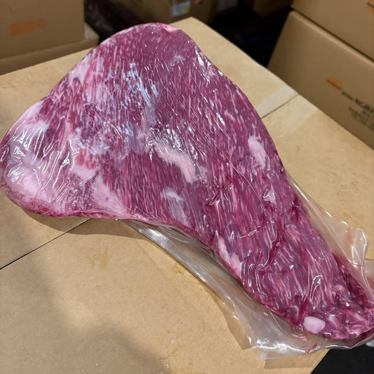 【写真現物】冷蔵 　国産交雑牛 トモサンカク　505右　1.7kg 　単価6,100円/kg（税込）