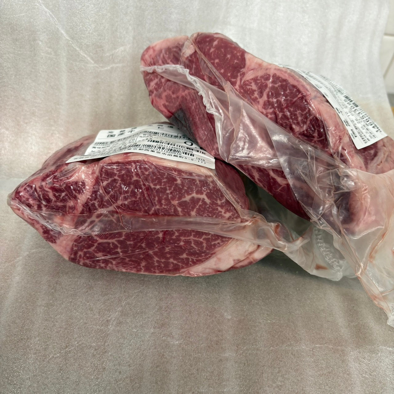 【スポット】冷蔵 　国産交雑牛ヒレ 4番クラス 単価¥9830/kg （税込）