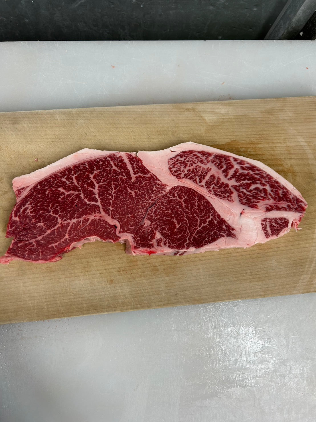 【ご家庭用】冷凍 交雑牛ランイチステーキ　1枚 約400g～500g ¥3500