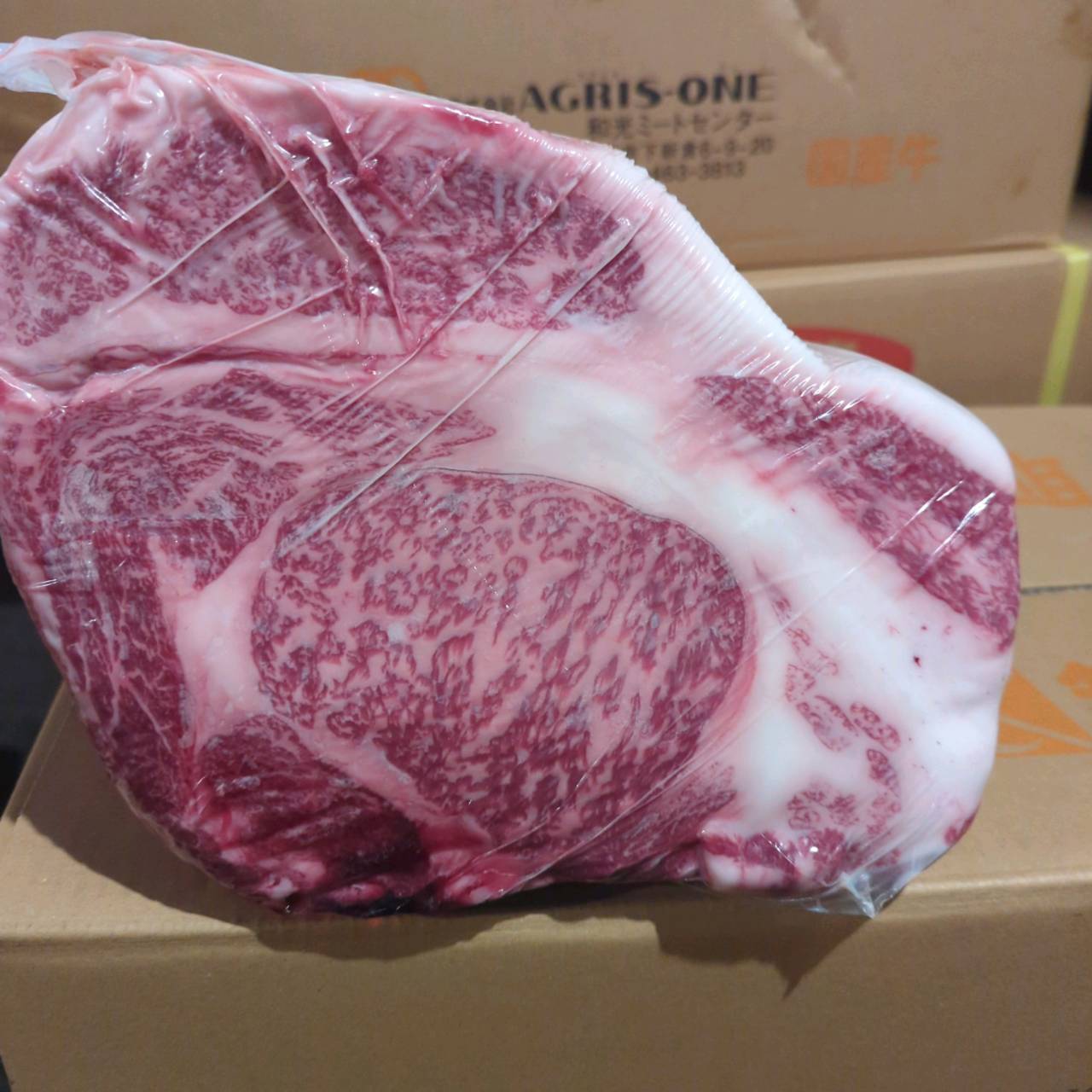 【写真現物】冷蔵 　国産交雑牛 リブロース　407左　8.9kg 　単価5,200/kg（税込）