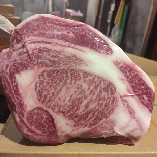 【写真現物】冷蔵 　国産交雑牛 リブロース　505左　8.3kg 　単価5,200/kg（税込）