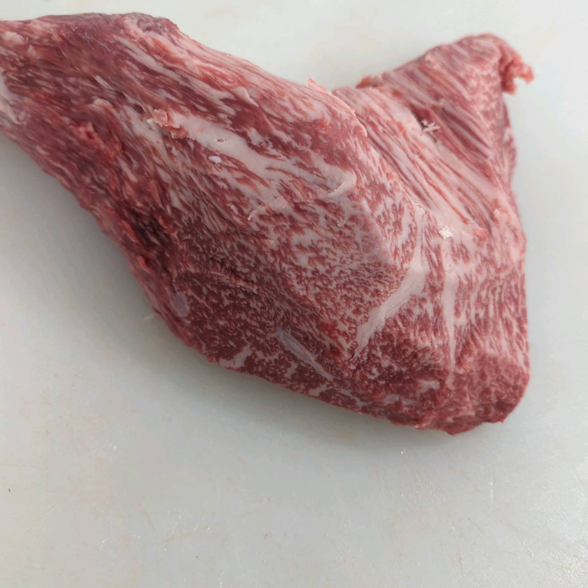 【写真現物】冷蔵 　国産交雑牛 トモサンカク　511左 1.7kg 　単価6,000円/kg（税込）