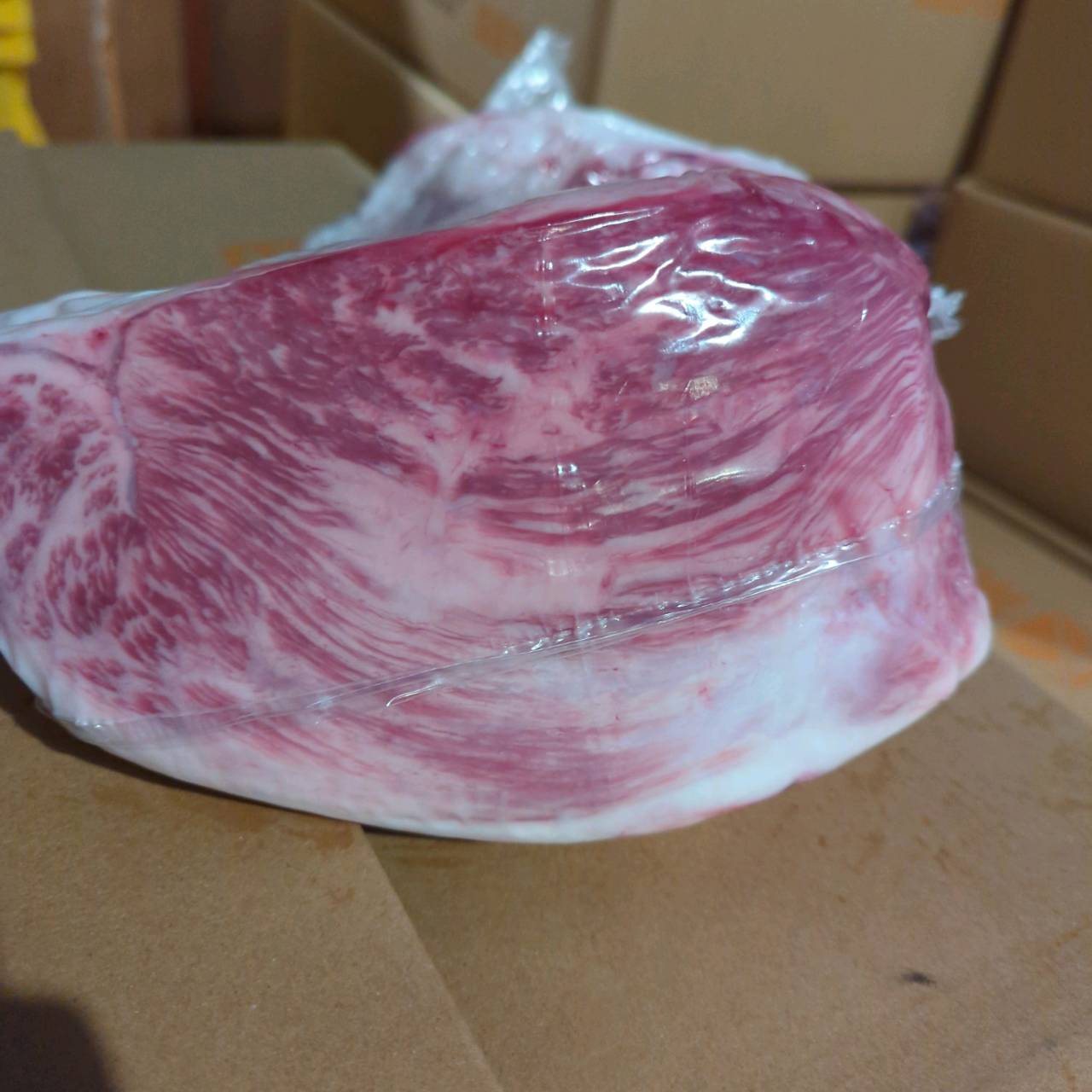 【写真現物】国産交雑牛イチボ　※訳あり　冷蔵　629右　5.3kg　単価3,880/kg（税込）