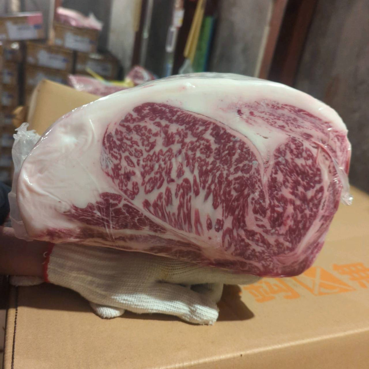 【写真現物】冷蔵 　国産交雑牛 リブロース　758左　8.0kg 　単価5,200/kg（税込）